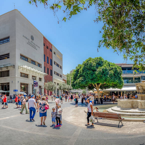 heraklion-lions-square.jpg