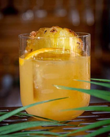 the-sailors-bar-02.jpg