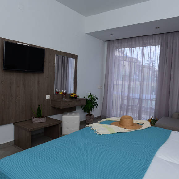 Blue-Horizon-Bali-Studio-3-759